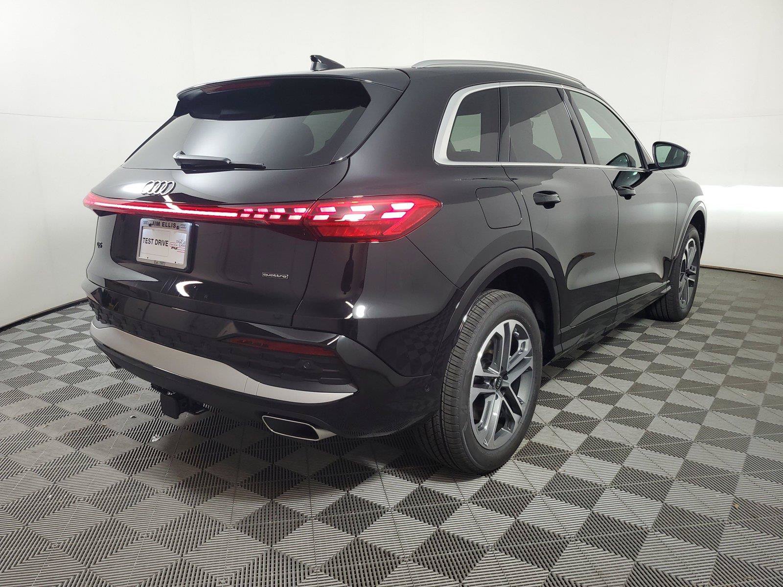 New 2026 Audi Q5 Premium Plus AWD/4WD image 6