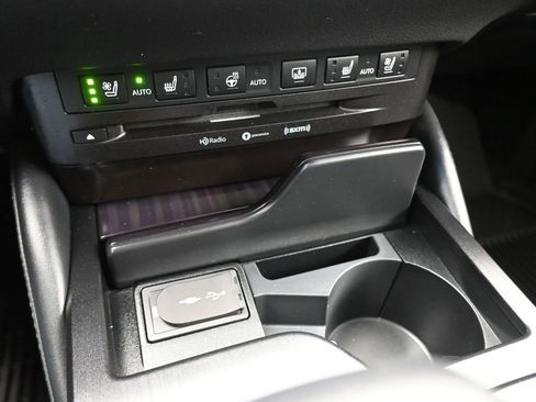 Used 2020 Lexus ES 300h w/ Accessory Package FWD image 22