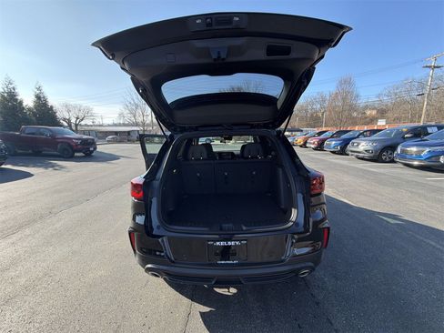 Used 2025 Chevrolet TrailBlazer RS w/ Driver Confidence Package image 23