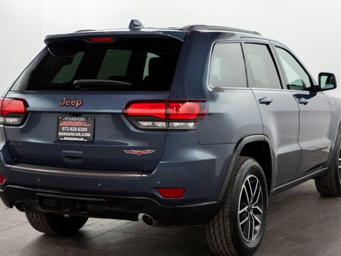 Used 2020 Jeep Grand Cherokee Trailhawk image 15