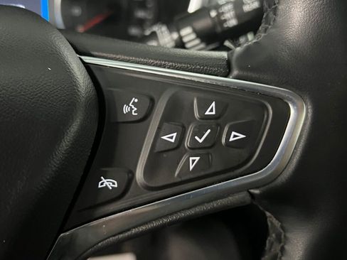 Used 2023 Chevrolet Equinox LT image 12