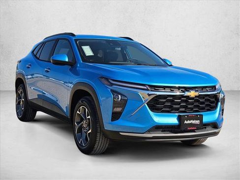 New 2026 Chevrolet Trax LT w/ Driver Confidence Package image 7