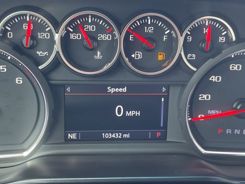 Used 2019 Chevrolet Silverado 1500 LT w/ Texas Edition image 21