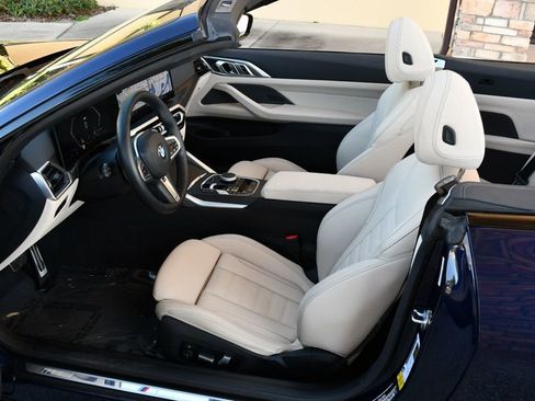 Used 2024 BMW M440i Convertible w/ Premium Package image 56