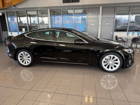 Used 2018 Tesla Model S 100D image 2