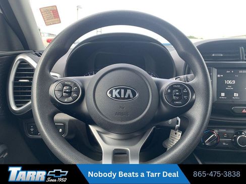 Used 2021 Kia Soul S FWD image 11