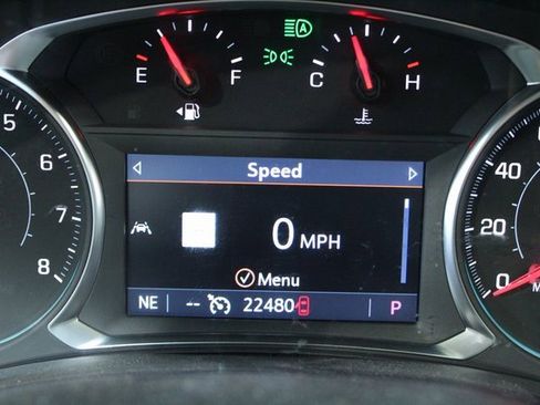 Used 2023 Chevrolet Traverse RS image 25