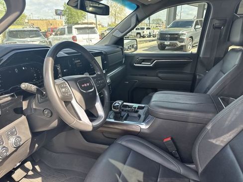 Used 2023 GMC Sierra 1500 SLT w/ SLT Premium Plus Package AWD/4WD image 10