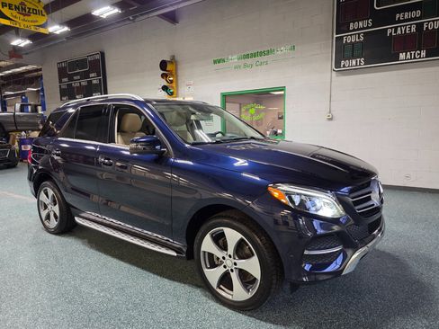 Used 2017 Mercedes-Benz GLE 350 4MATIC image 4