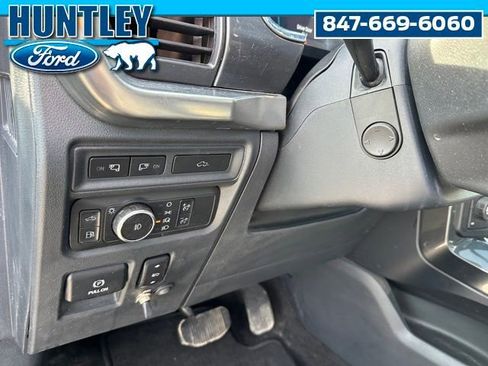 Used 2022 Ford F150 Lariat w/ Equipment Group 502A High image 16