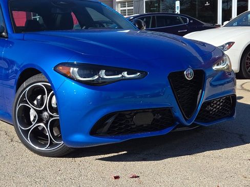 New 2025 Alfa Romeo Giulia AWD image 2