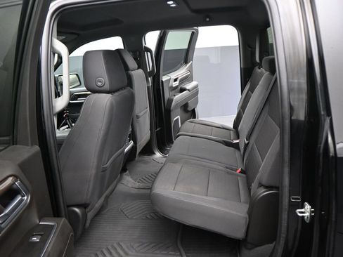 Used 2022 Chevrolet Silverado 1500 RST AWD/4WD image 9