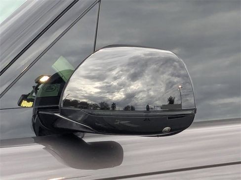 Used 2024 Land Rover Range Rover Autobiography image 12