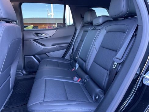 New 2026 Chevrolet Equinox LT w/ Convenience Package II image 11