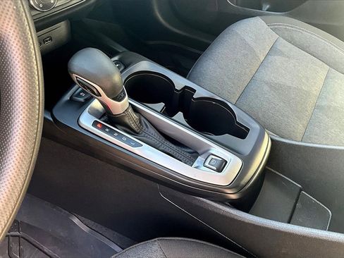 Used 2025 Chevrolet Trax LS w/ LS Convenience Package image 15