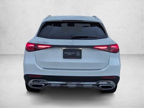 Used 2026 Mercedes-Benz GLC 300 image 7