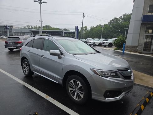 Used 2018 Acura RDX AWD w/ Advance Package image 6