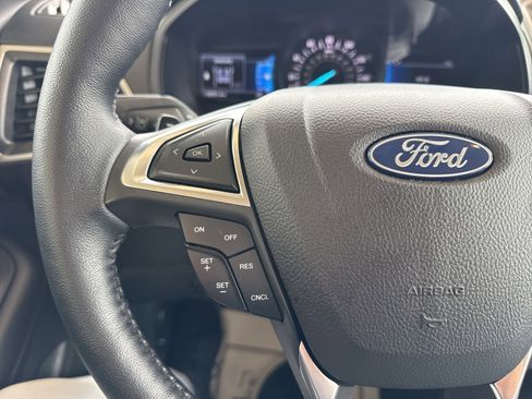 Certified 2022 Ford Edge SEL w/ Convenience Package image 28