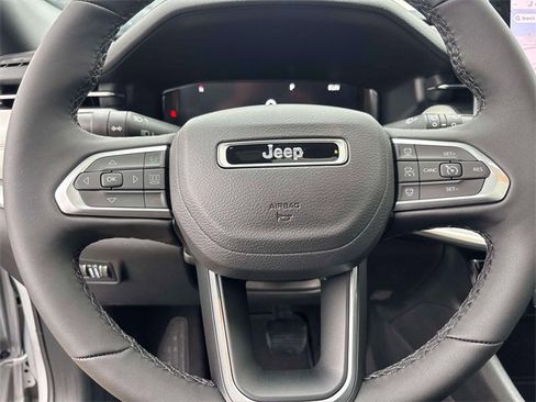 New 2026 Jeep Compass Limited image 14