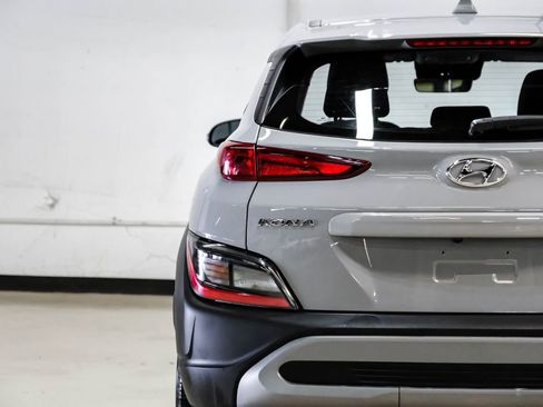 Used 2023 Hyundai Kona SE FWD image 47