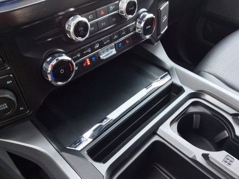 New 2026 Ford F350 Lariat w/ FX4 Off-Road Package image 38