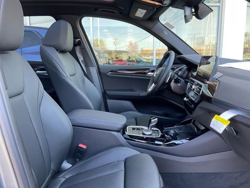 Used 2024 BMW X3 xDrive30i w/ Premium Package image 30