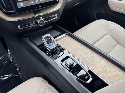 Used 2026 Volvo XC60 B5 Plus w/ Climate Package AWD/4WD image 26