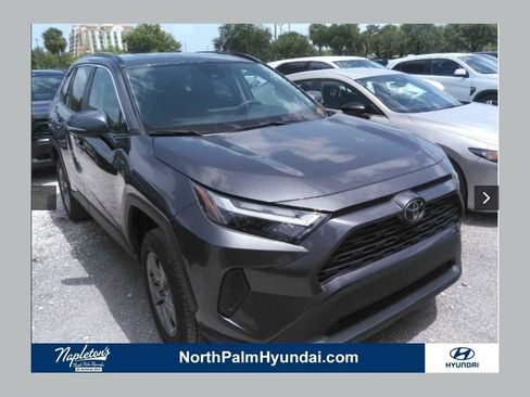 Used 2025 Toyota RAV4 XLE FWD image 1