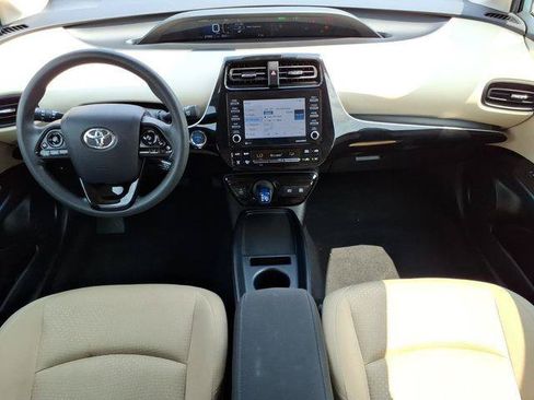 Certified 2022 Toyota Prius LE AWD/4WD image 15