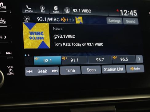 Used 2022 Honda Accord Sport image 42