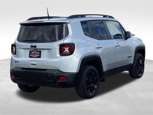Used 2020 Jeep Renegade Altitude image 3