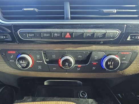 Used 2017 Audi Q7 3.0T Premium Plus image 33