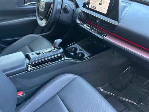 Certified 2024 Toyota Prius Prime FWD image 15