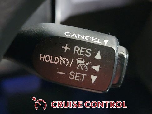 Used 2017 Toyota RAV4 Platinum w/ All Weather Liner Package AWD/4WD image 20