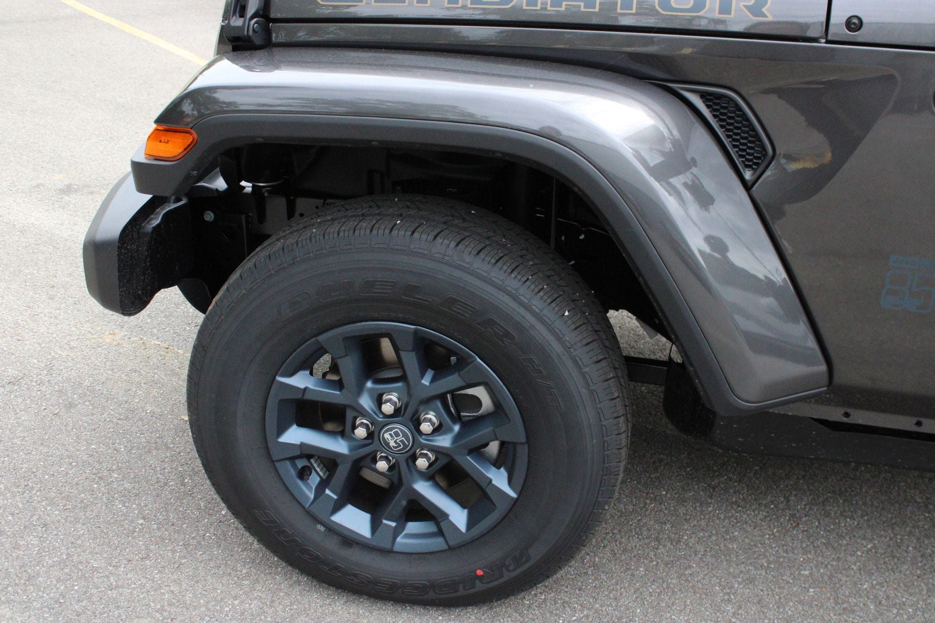 New 2026 Jeep Gladiator Sport AWD/4WD image 12