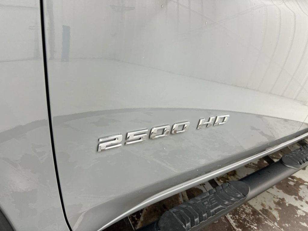 Used 2024 Chevrolet Silverado 2500 Custom w/ Custom Value Package AWD/4WD image 25