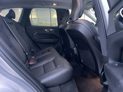 Certified 2023 Volvo XC60 B5 Plus w/ Climate Package image 16