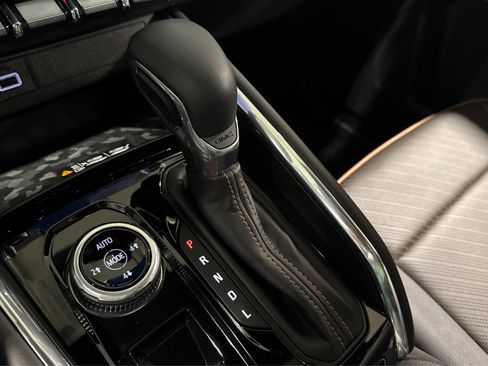 Used 2024 GMC Canyon AT4 w/ AT4 Premium Package image 36