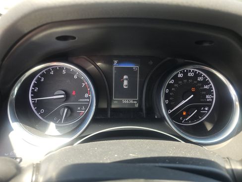 Used 2020 Toyota Camry LE FWD image 10