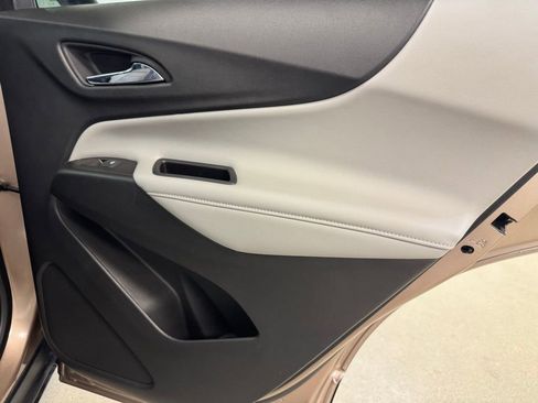 Used 2019 Chevrolet Equinox Premier image 28