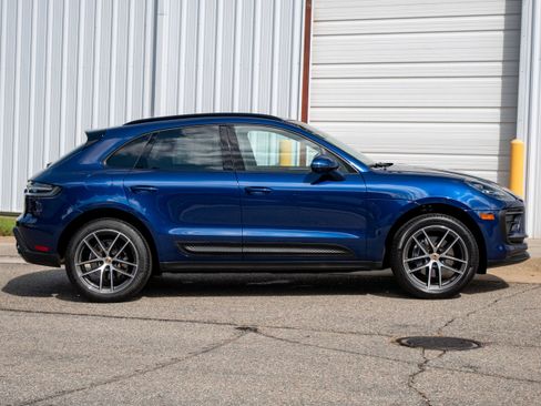 Used 2024 Porsche Macan image 8