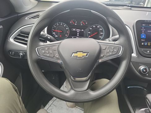 Certified 2024 Chevrolet Malibu LT w/ LPO, Floor Liner Package FWD image 6