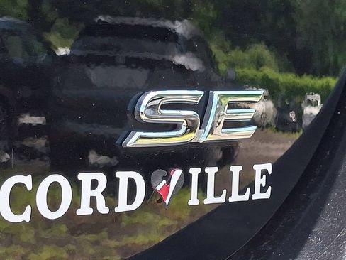 Used 2019 Toyota Camry SE FWD image 30