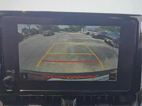 Used 2025 Toyota Corolla Cross XLE w/ Convenience Package AWD/4WD image 16