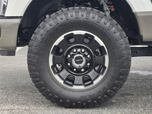 Used 2026 Ford F250 King Ranch w/ Tremor Off-Road Package image 10