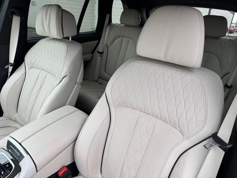 Certified 2023 BMW X5 M50i w/ Executive Package image 19