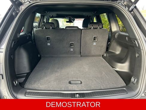 New 2025 Jeep Grand Cherokee Altitude image 28