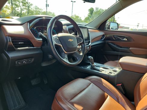 Used 2018 Chevrolet Traverse High Country image 19