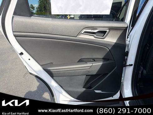 New 2027 Kia Sportage X-Line AWD/4WD image 18