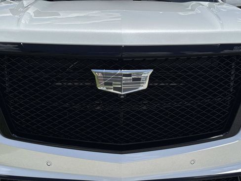 Used 2024 Cadillac Escalade V w/ LPO, ONYX Package AWD/4WD image 8